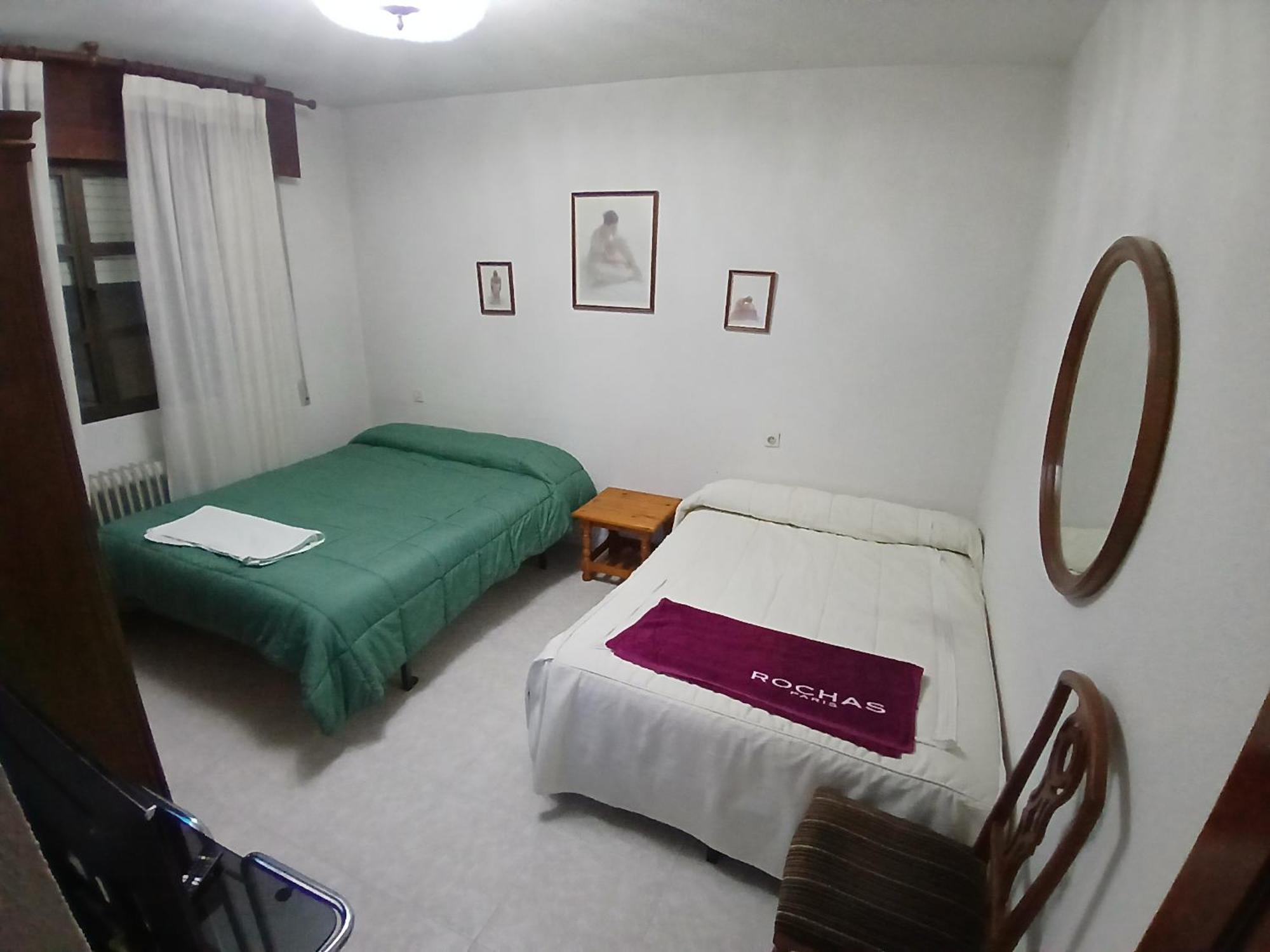 Habitacion Privada Familiar Toledo Kültér fotó